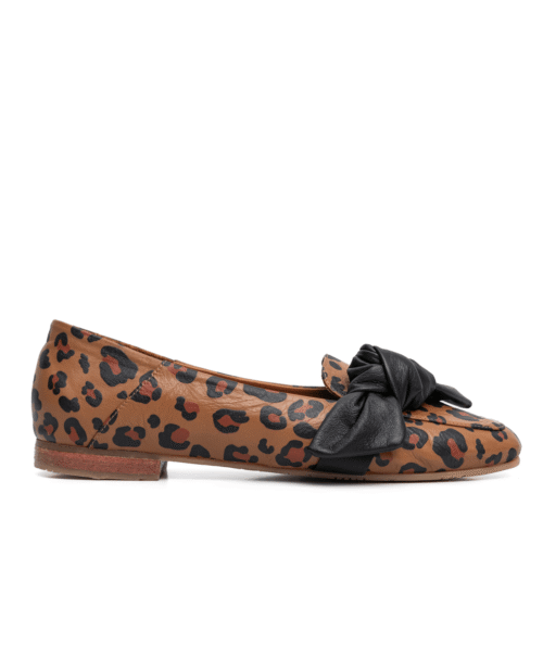 mocasin connie
